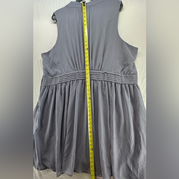 Modcloth Gray Silver Metallic Stripe Dress High Neck Keyhole Pocket Plus Size 4X - Picture 6 of 12